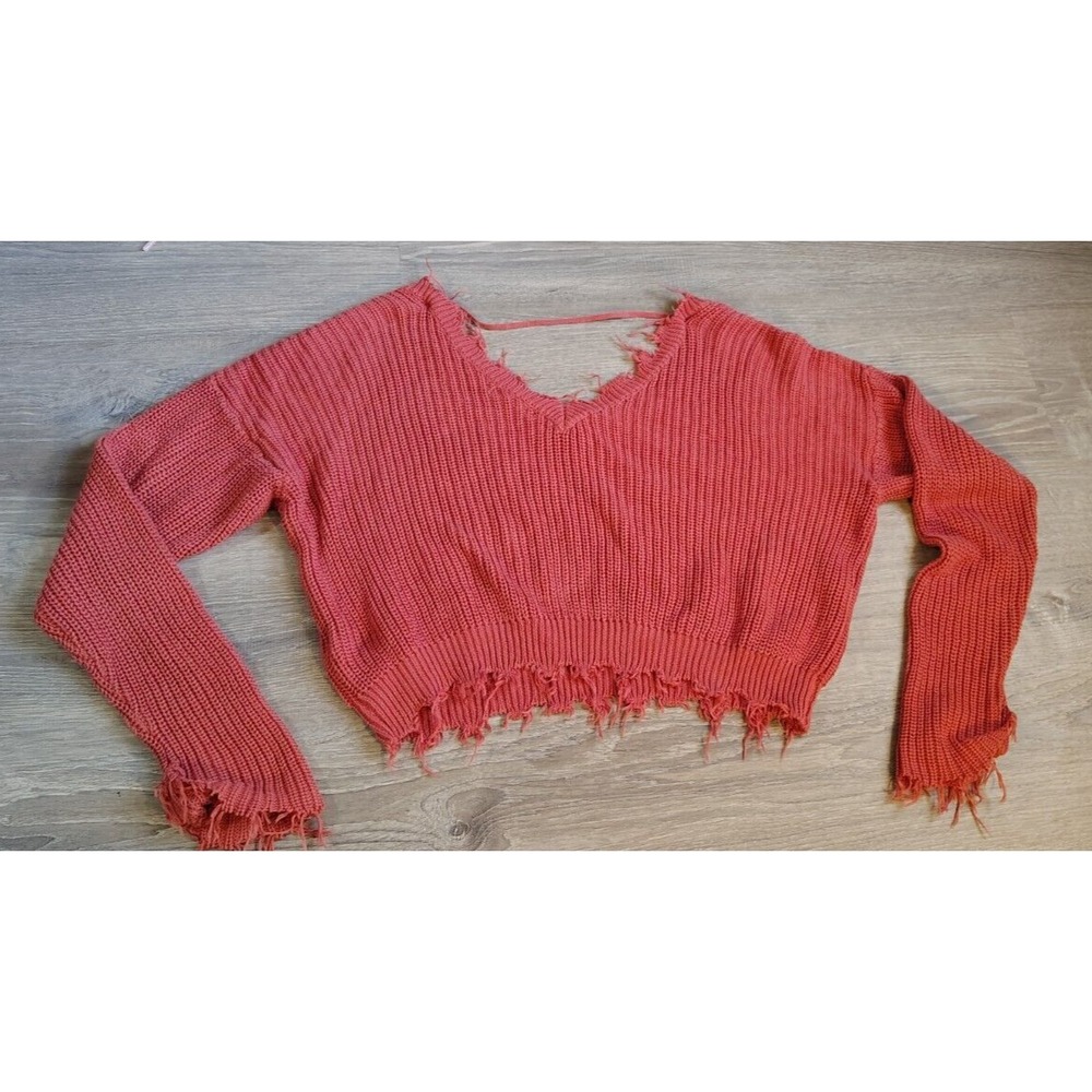 Forever 21 Womens Long Sleeve Pink Distressedโ Crop Sweater Size Medium